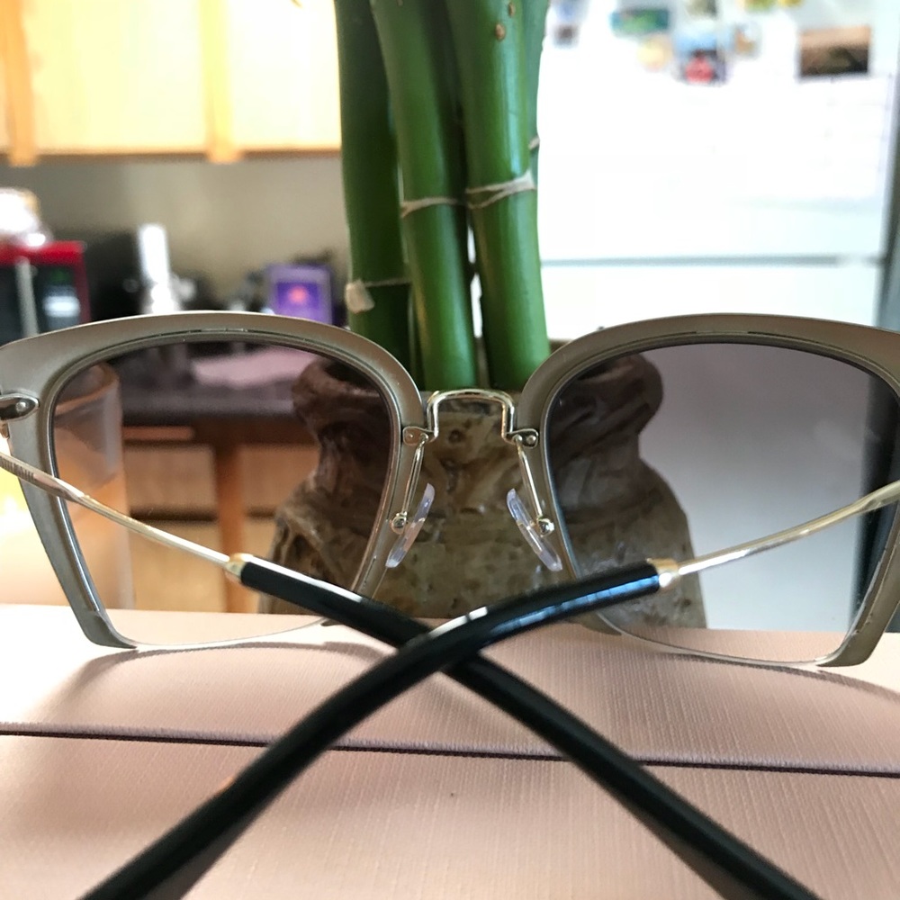 🔥MIU MIU RIMLESS SUNGLASSES🔥 - Picture 8 of 8
